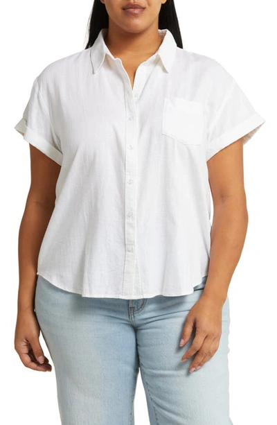 Shop Caslon Solid Linen Blend Camp Shirt In White