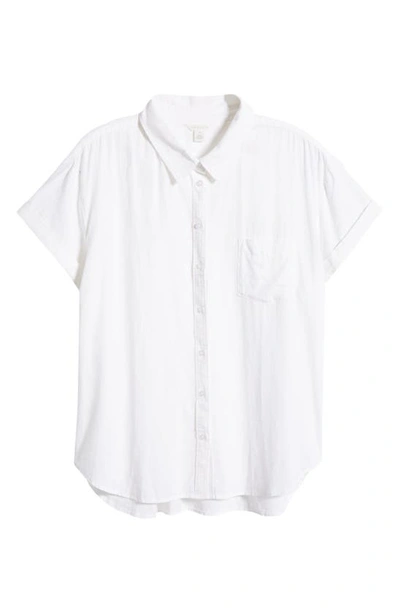 Shop Caslon Solid Linen Blend Camp Shirt In White