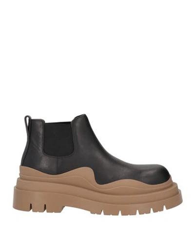 Shop Bottega Veneta Man Ankle Boots Black Size 9 Leather