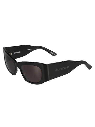 Shop Balenciaga Flat Temple Logo Sided Sunglasses In Black/grey