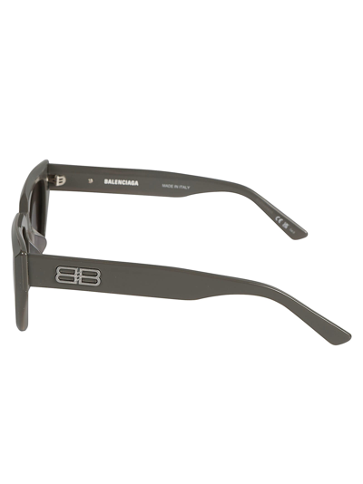 Shop Balenciaga Bb Embossed Sunglasses In Grey