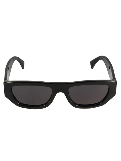 Shop Gucci High Bridge Wayfarer Sunglasses In Black/grey