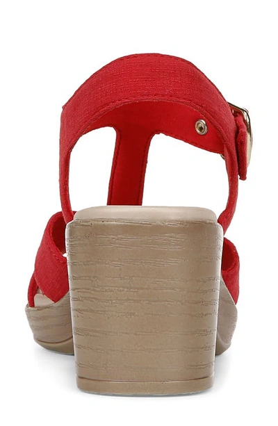 Bzees Everly Machine Washable Block Heel Sandal In Red Denim