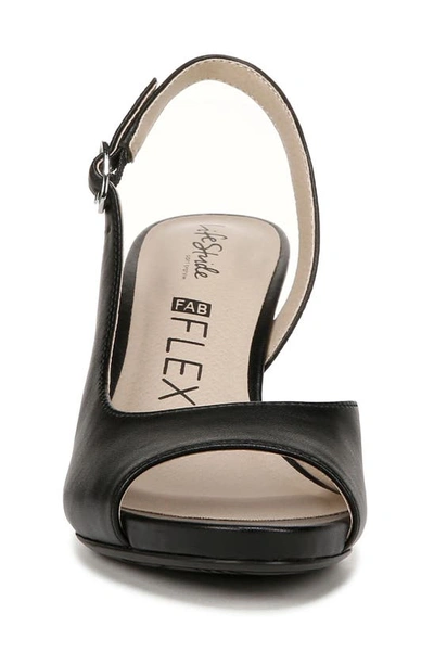 Lifestride Teller Womens Embossed Slingback Ankle Strap In Black