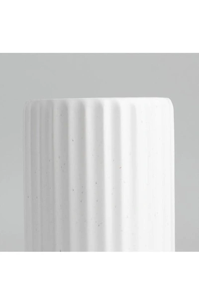 Fable The Large Vase In Speckled White