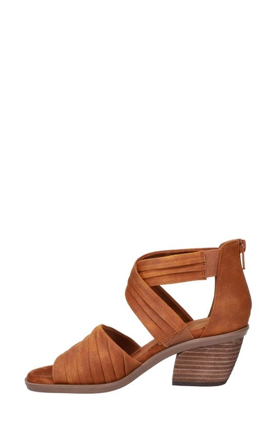 Bella Vita Women's Quinnell Block Heel Sandals In Tan