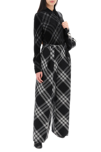 Burberry Double Pleated Checkered Palazzo Pants In Black,white