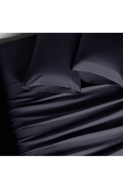 Dkny Luxe Egyptian Cotton Set Of 2 700 Thread Count Pillowcases In Black