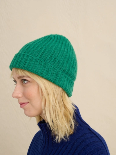 Alex Mill Cashmere Beanie In Kelly Green