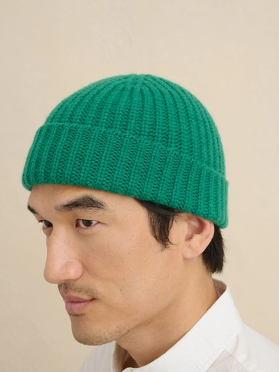 Shop Alex Mill Cashmere Beanie In Kelly Green