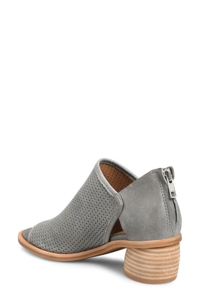 Söfft Carleigh Peep Toe Bootie In Moon Grey Perf