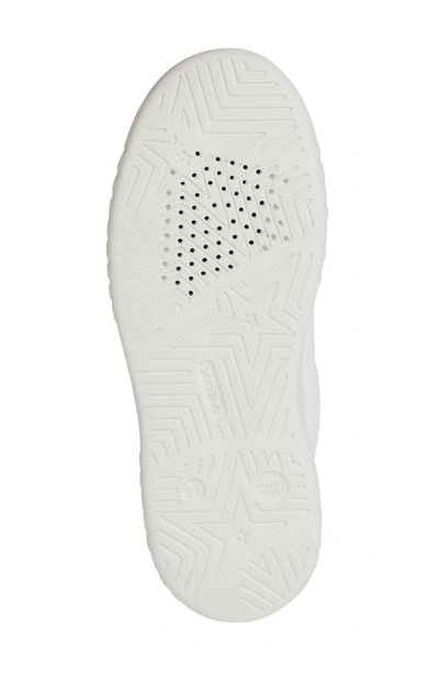 Shop Geox Kids' Mikiroshi Glitter Water Resistant Platform Sneaker In White/fuscia