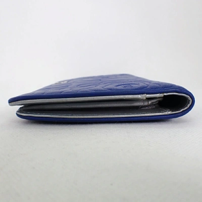 Pre-owned Chanel Camélia Blue Leather Wallet  ()