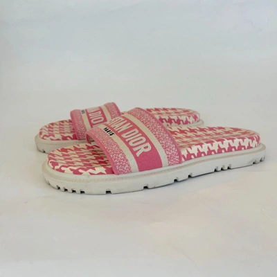 Pre-owned Dior Pink/white Canvas Dway Flat Slides, 41
