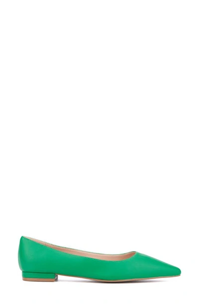 Shop Fashion To Figure Bailey Flat In Green Smooth