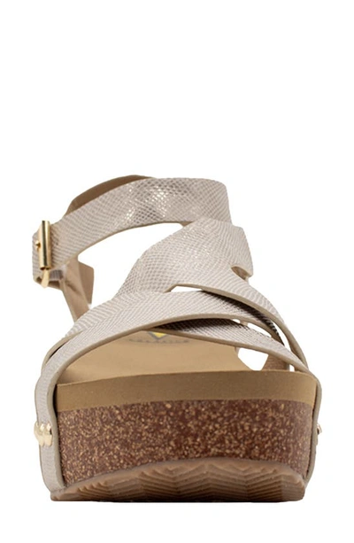 Volatile Rees Womens Faux Fur Covered Cork Slide Sandals In Champagne
