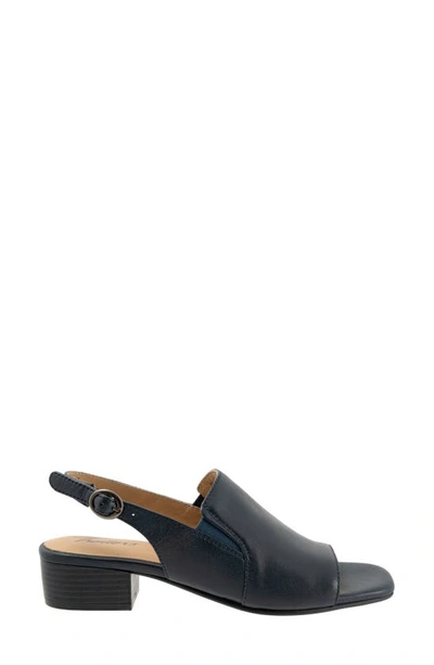 Trotters Nila Slingback Sandal In Navy