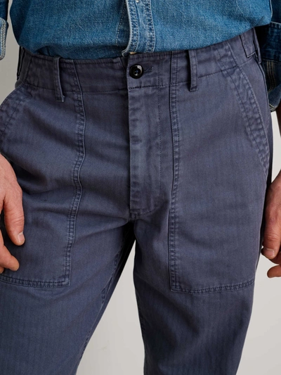 Alex Mill Field Pant In Herringbone In Storm Blue