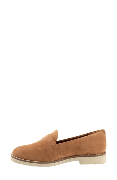 Softwalk Walsh Loafer In Camel Suede