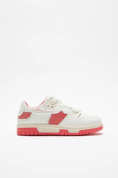 Shop Acne Studios Low Top Sneakers In White/electric Pink