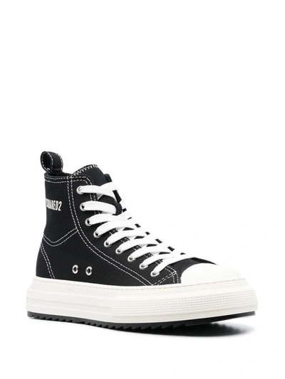 Shop Dsquared2 Sneakers In Black+white