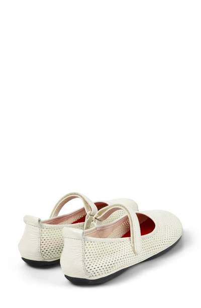 Camper Right Nina Mary Jane Flat In White Natural