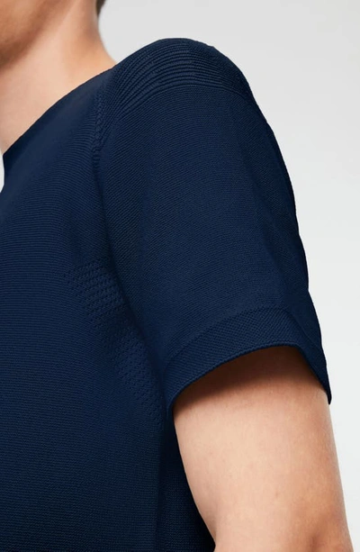 Alphatauri Fosos Seamless Short Sleeve 3d Performance Knit Sweater In Navy