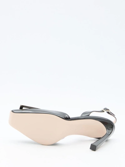 Roger Vivier Slingback-pumps Trompette 70 Aus Lackleder In Black