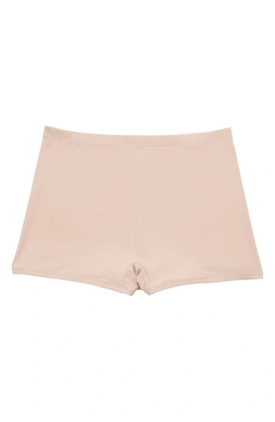 Natori Power Comfort Shorts In Buff