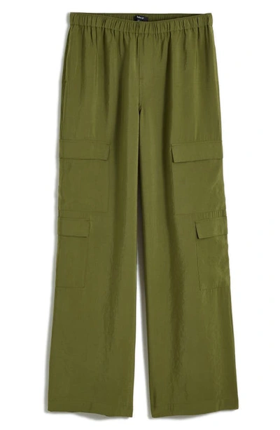 Shop Madewell Pull-on Wide Leg Cargo Pants In Desert Olive