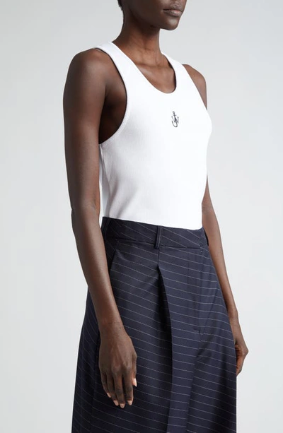 Jw Anderson Crew Neck Ribbed Sleeveless Top Straight Hem In White