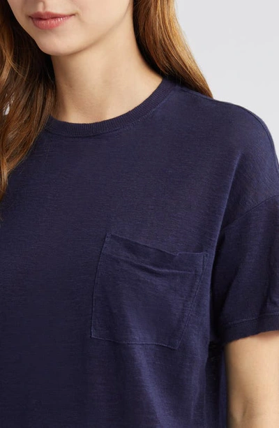 Shop Frame Pocket Organic Linen T-shirt In Navy