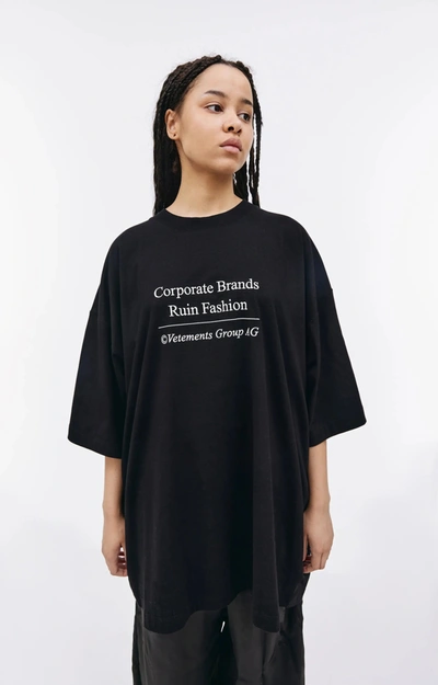 Shop Vetements Corporate Brands Ruin Fashion T-shirt In Black