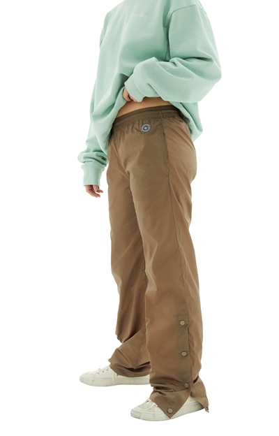Sporty And Rich Snap Nylon Track Pants In Espresso