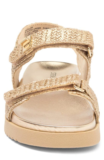 Steve Madden Mona Sandal In Gold Raffia
