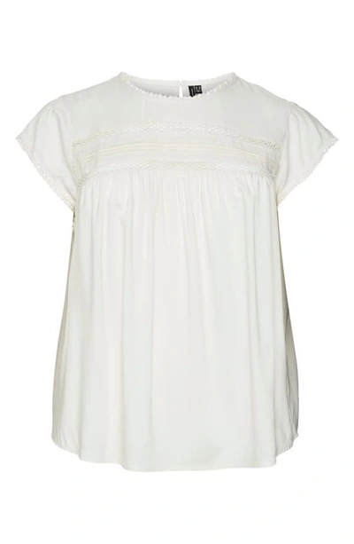 Vero Moda Debbie Pleat Top In Snow White