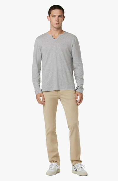 Joe's The Brixton Twill Chinos In Cobblestone