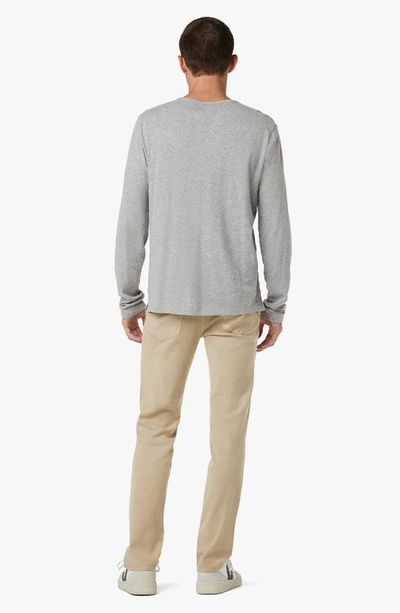 Joe's The Brixton Twill Chinos In Cobblestone