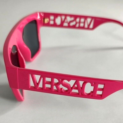 Pre-owned Versace Ve4430 536787 Fuschia Pink Rectangulat Logo Spell Out Unisex In Gray