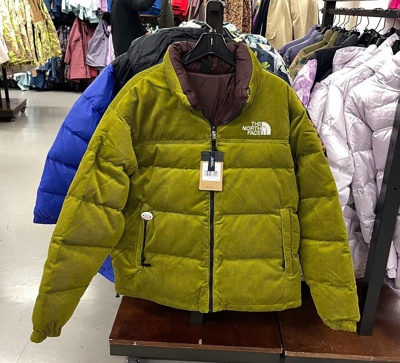 Pre-owned The North Face Men's 92 Reversible Nuptse Jacket/sulphur Ross/co