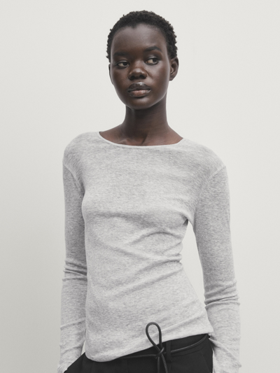 Shop Massimo Dutti Figurbetontes Langarmshirt Aus Baumwolle In Grau Meliert