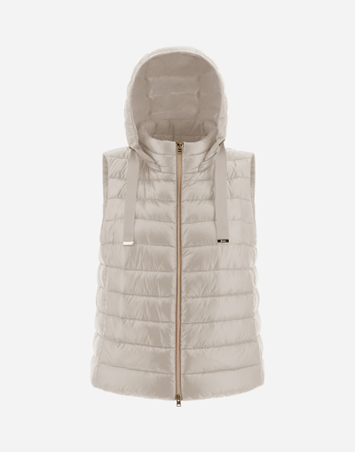Herno Sleeveless Jacket In Nylon Ultralight In Chantilly