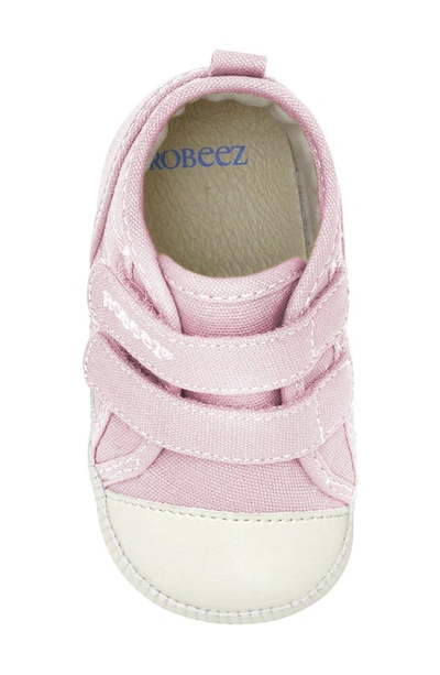 Robeez Brooks Crib Sneaker In Light Pink