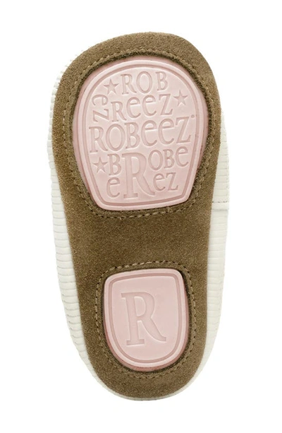 Robeez Brooks Crib Sneaker In Light Pink