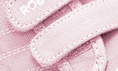 Robeez Brooks Crib Sneaker In Light Pink