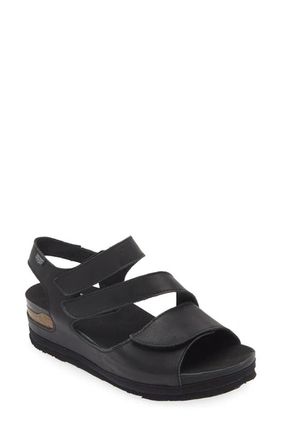 Shop On Foot 206 Austin Platform Sandal In Black