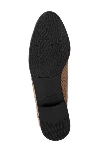 Trotters Liz Iii Flat In Taupe