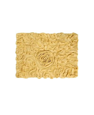 Home Weavers Bell Flower Bath Rug, 17" X 24" In Butter