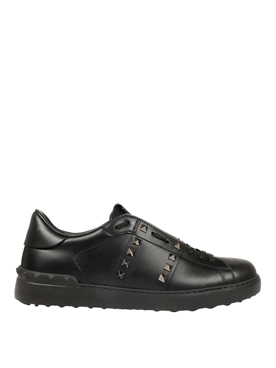 Valentino Garavani Rockstud Sneakers In Black