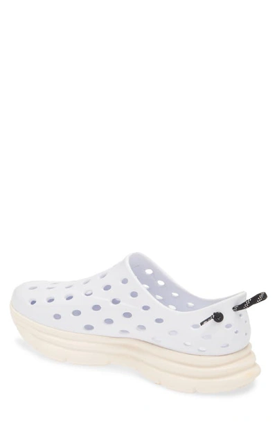 Kane Gender Inclusive Revive Shoe In White/ Black Speckle